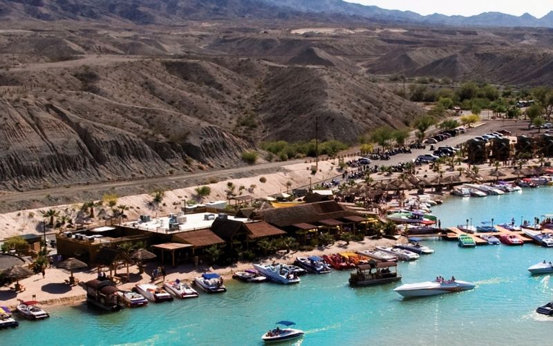 Pirate Cove Resort & Marina Needles Dış mekan fotoğraf