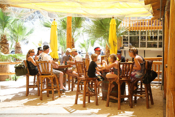 Pirate Cove Resort & Marina Needles Dış mekan fotoğraf